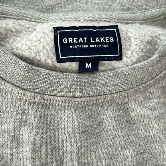 Like New Great Lakes Northern Outfitters Sweatshirt - Picture 2 of 3